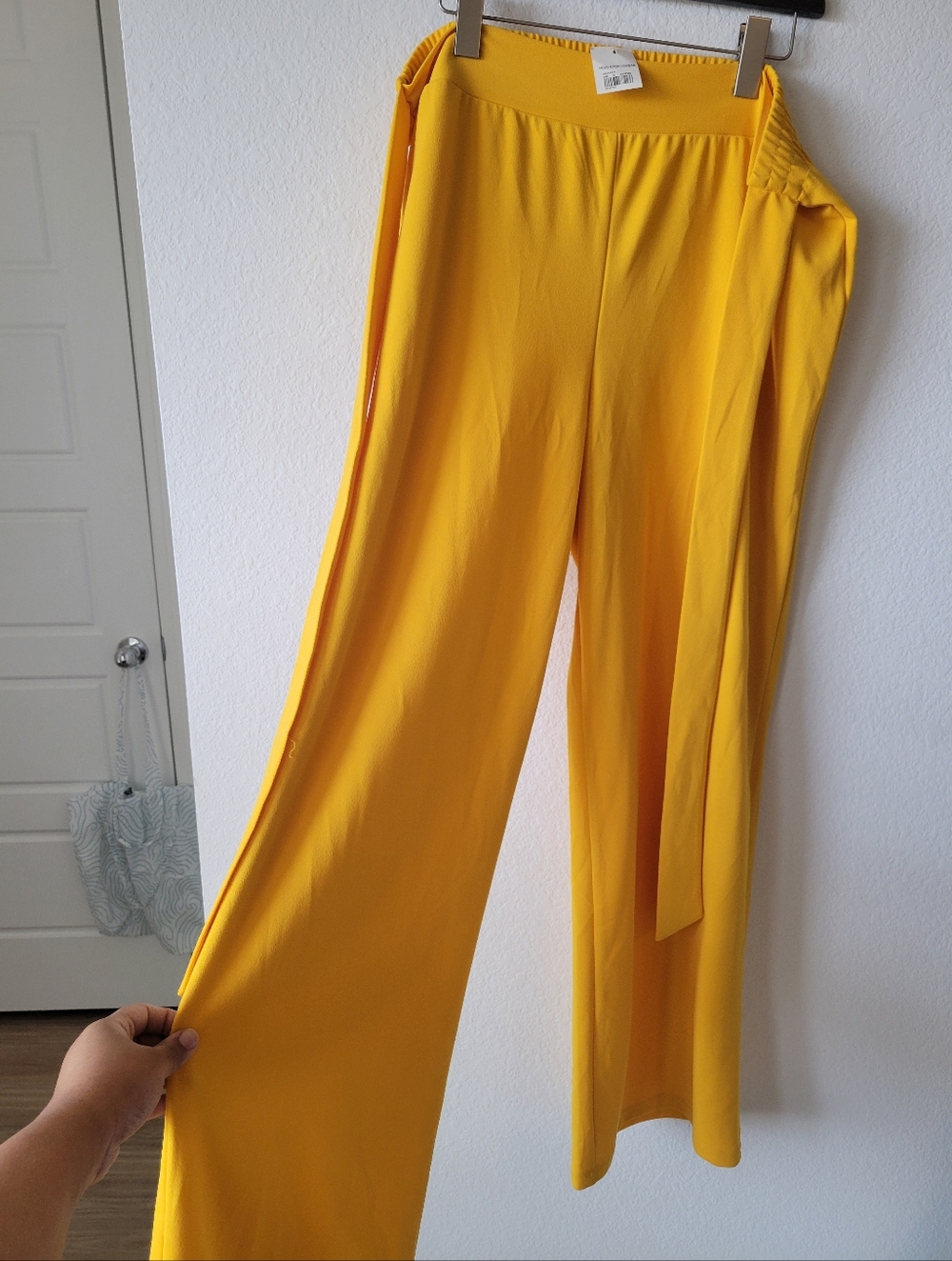 NWT Cato Plus Size Gold Stretch Pants With Tie